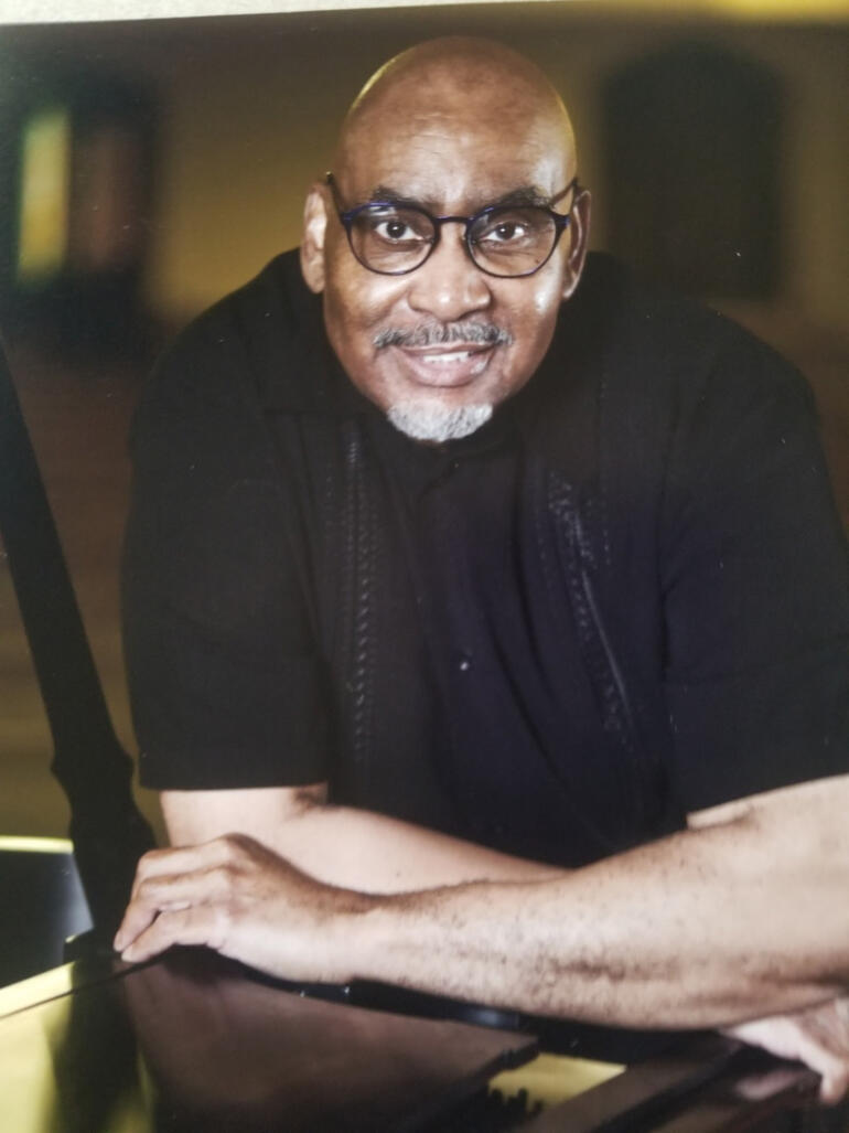 Anthony Pattin, piano